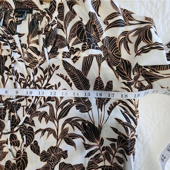 Ann Taylor safari boho pullover blouse - Picture 7 of 14